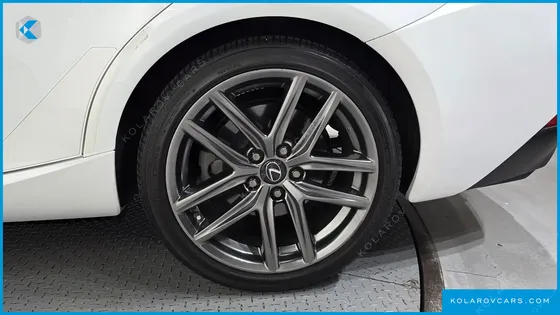 LEXUS IS F-SPORT