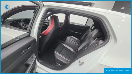 VOLKSWAGEN GOLF 2.0 GTI