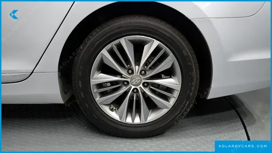 HYUNDAI GRANDEUR HG220 DIESEL MODERN