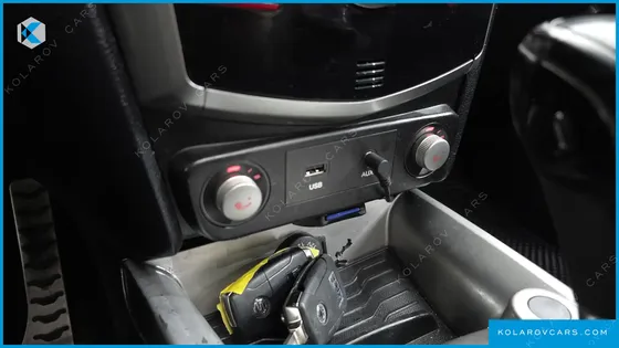 KGM - SSANGYONG TIVOLI VX 2WD