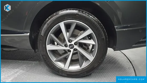 GENESIS GV80 2.5T GASOLINE 2WD