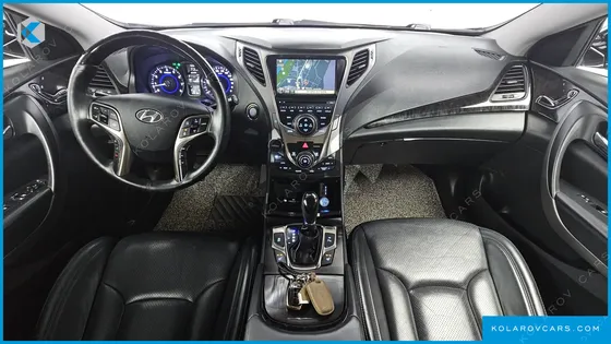 HYUNDAI GRANDEUR HG240 MODERN