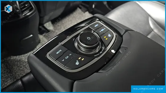 HYUNDAI GRANDEUR HG240 MODERN