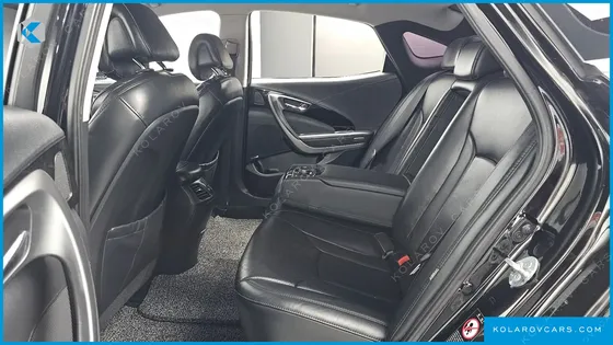 HYUNDAI GRANDEUR HG240 MODERN