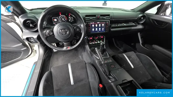 TOYOTA 86 2.4 STANDARD