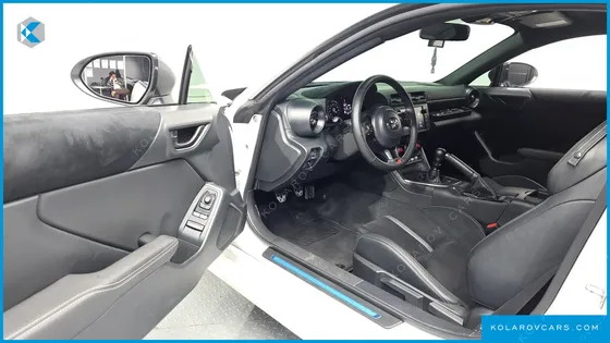 TOYOTA 86 2.4 STANDARD