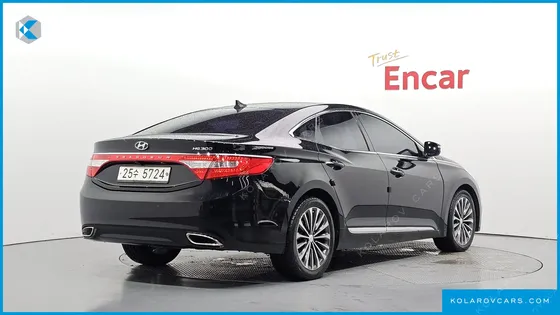HYUNDAI GRANDEUR HG240 MODERN