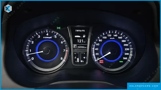 HYUNDAI GRANDEUR HG240 MODERN
