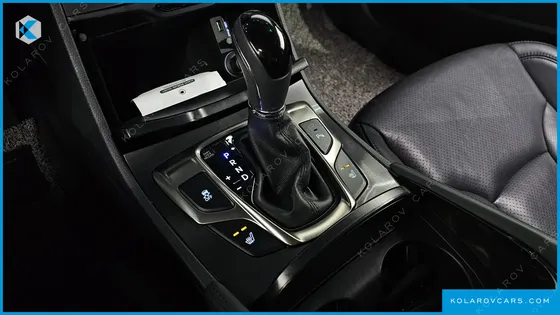 HYUNDAI GRANDEUR HG240 MODERN