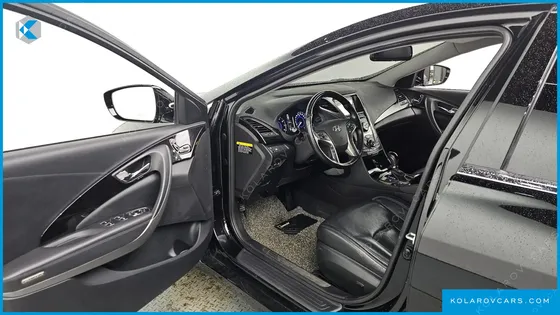 HYUNDAI GRANDEUR HG240 MODERN