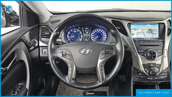 HYUNDAI GRANDEUR HG240 MODERN