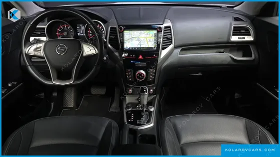 KGM - SSANGYONG TIVOLI VX 2WD