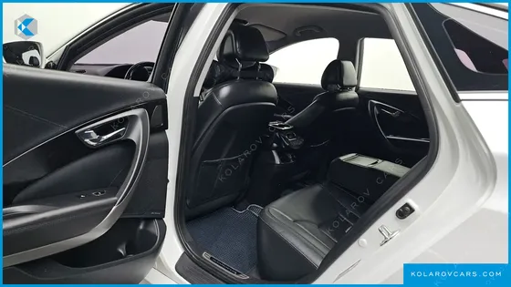 HYUNDAI GRANDEUR HG240 MODERN