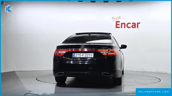 HYUNDAI GRANDEUR HG300 PREMIUM
