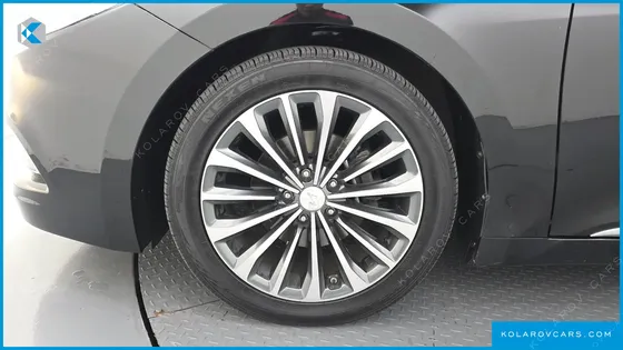 HYUNDAI GRANDEUR HG300 PREMIUM