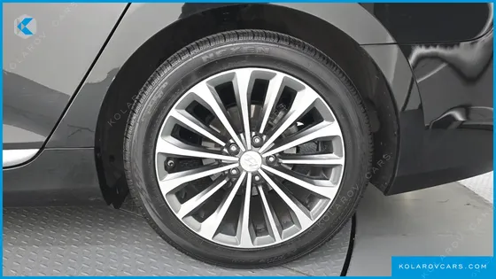 HYUNDAI GRANDEUR HG300 PREMIUM