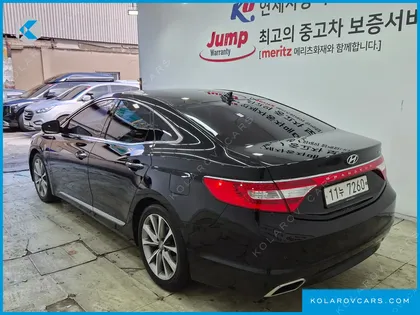 HYUNDAI GRANDEUR HG240 MODERN