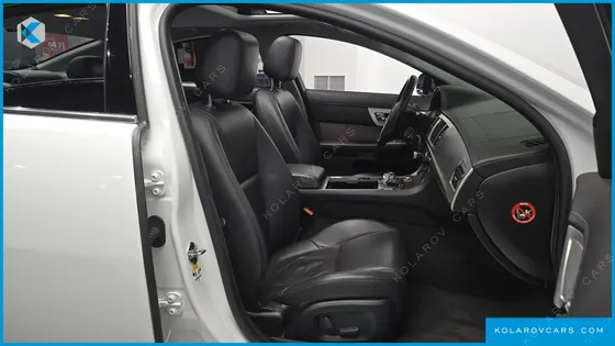JAGUAR XF 2.0 LUXURY