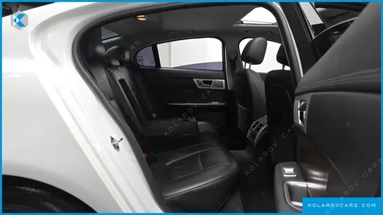 JAGUAR XF 2.0 LUXURY