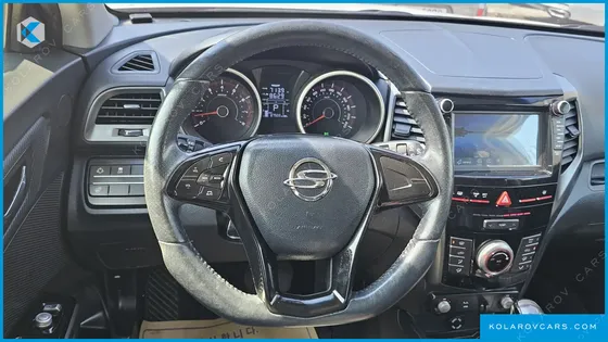 KGM - SSANGYONG TIVOLI VX 2WD