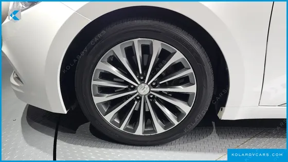 HYUNDAI GRANDEUR HG300 EXCLUSIVE