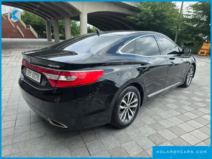 HYUNDAI GRANDEUR HG240 LUXURY