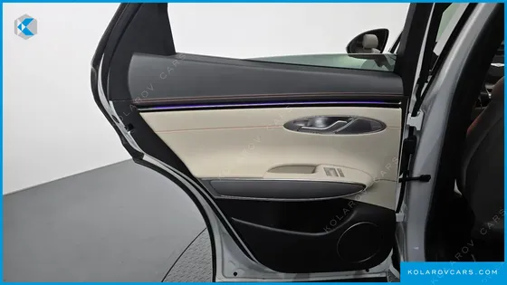 GENESIS GV70 2.5T GASOLINE 2WD