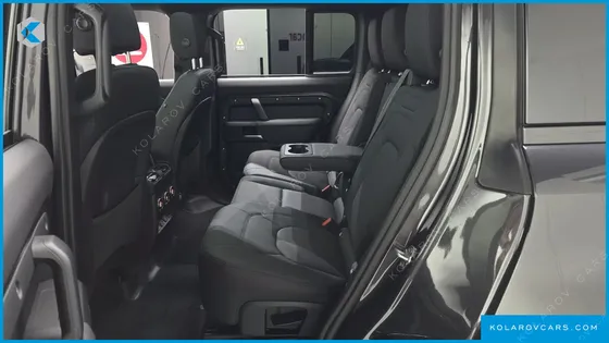 LAND ROVER DEFENDER 130 P400 OUTBOUND