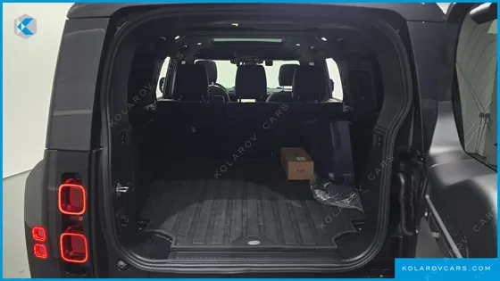 LAND ROVER DEFENDER 130 P400 OUTBOUND