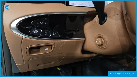 GENESIS GV70 2.5T GASOLINE 2WD