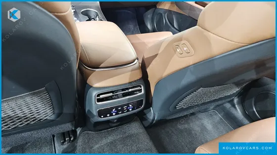 GENESIS GV70 2.5T GASOLINE 2WD