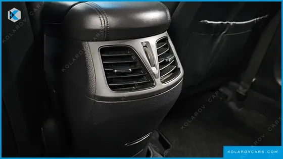 HYUNDAI GRANDEUR HG240 MODERN