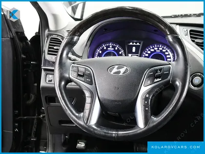 HYUNDAI GRANDEUR HG240 MODERN