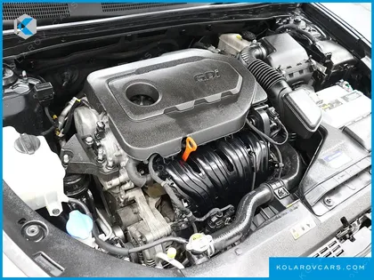 HYUNDAI GRANDEUR HG240 MODERN