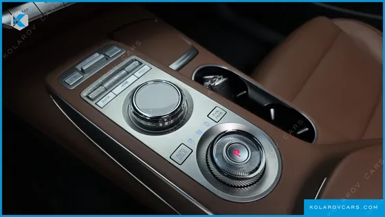 GENESIS GV70 2.5T GASOLINE 2WD