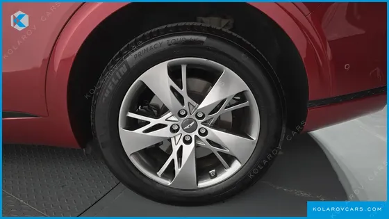 GENESIS GV70 2.5T GASOLINE 2WD