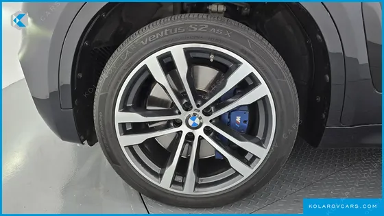 BMW X6 M50D