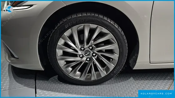 LEXUS ES LUXURY