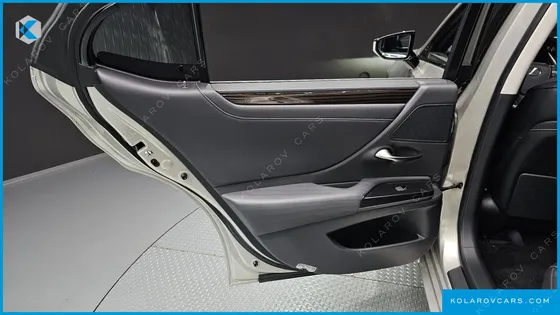 LEXUS ES LUXURY