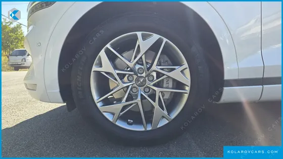 GENESIS GV70 2.5T GASOLINE 2WD