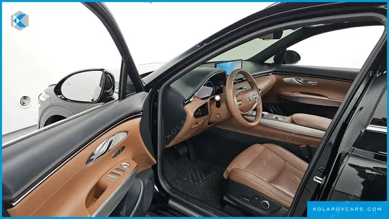 GENESIS GV70 2.5T GASOLINE 2WD