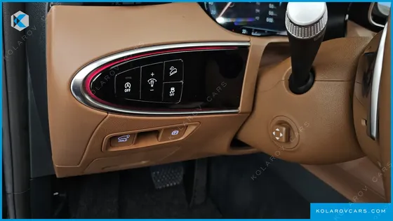 GENESIS GV70 2.5T GASOLINE 2WD