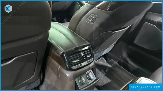 GENESIS EQ900 5.0 GDI AWD