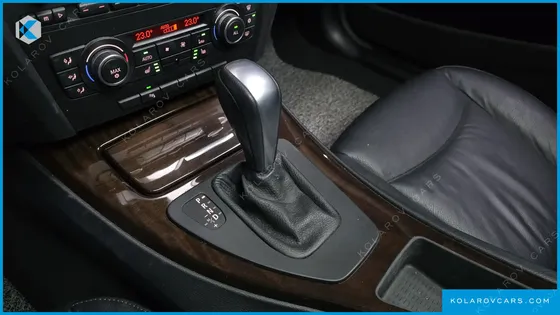 BMW 3 SERIES 320I SEDAN