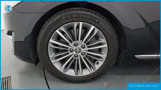 GENESIS EQ900 3.8 GDI AWD