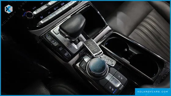 GENESIS EQ900 3.8 GDI AWD