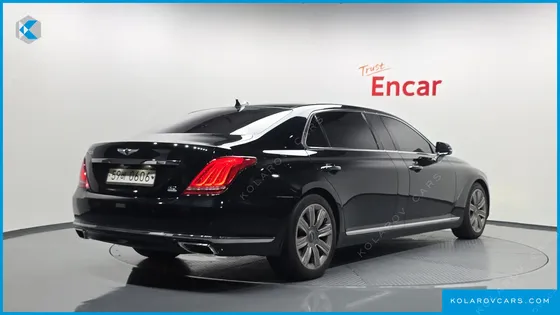 GENESIS EQ900 5.0 GDI AWD LIMOUSINE