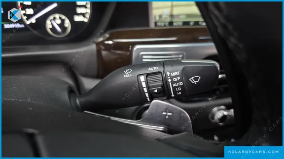 GENESIS EQ900 5.0 GDI AWD LIMOUSINE