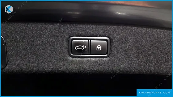 GENESIS EQ900 3.8 GDI AWD