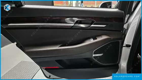 GENESIS EQ900 3.3 T-GDI AWD
